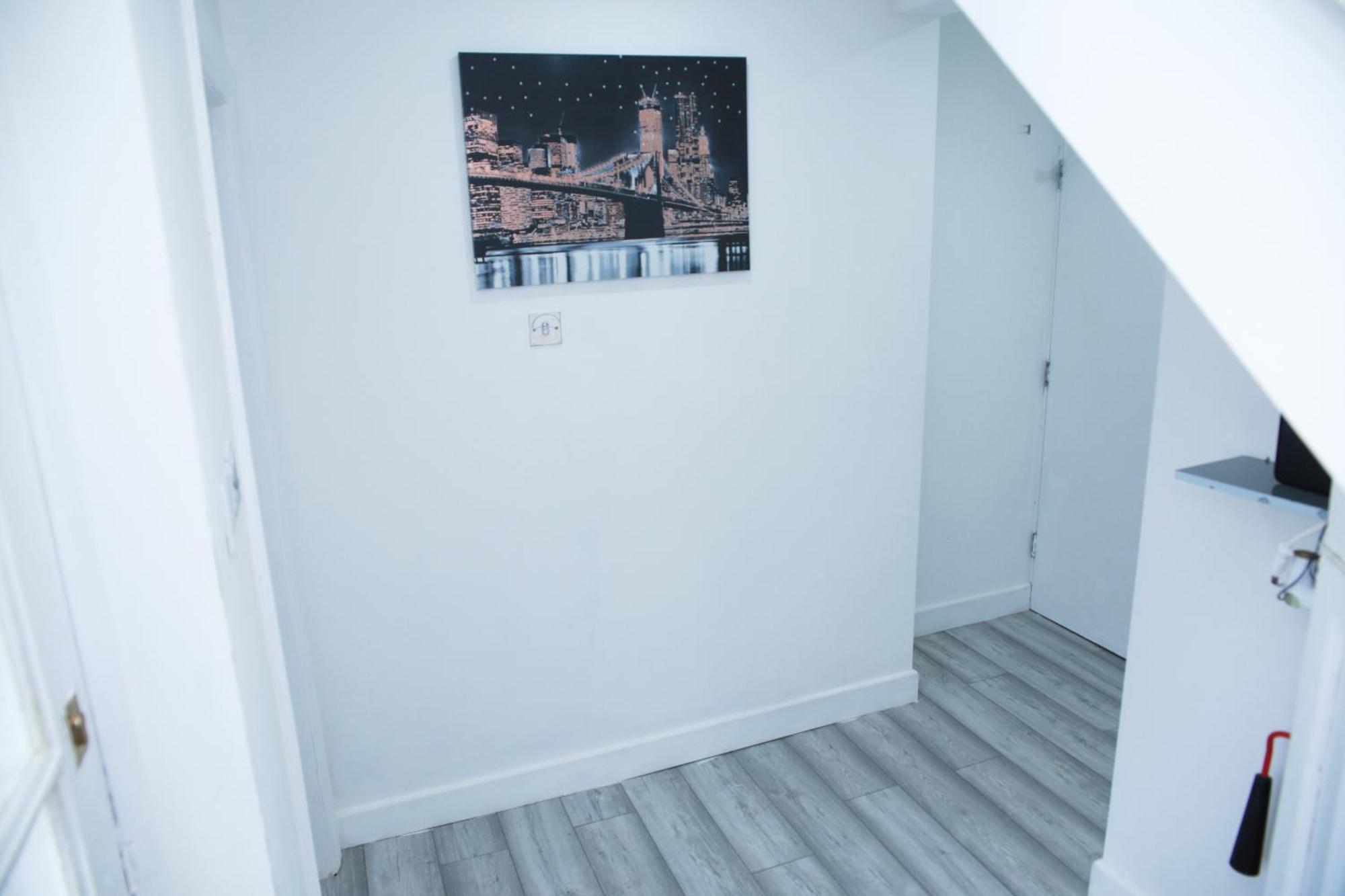 Lovely Apartment With Free Parking On Premises. Londres Exterior foto